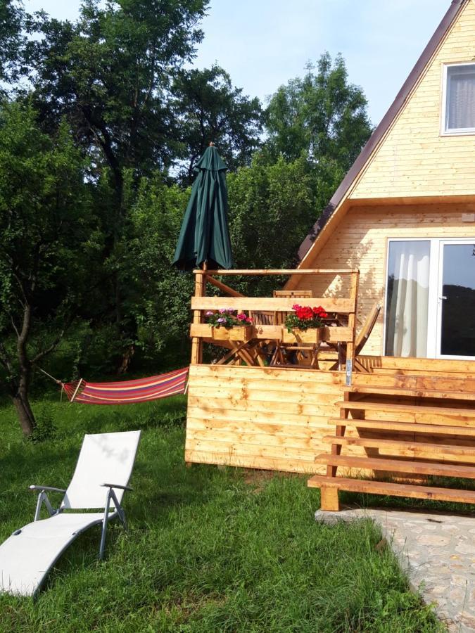 Cabana Din Livada Pucioasa Екстер'єр фото